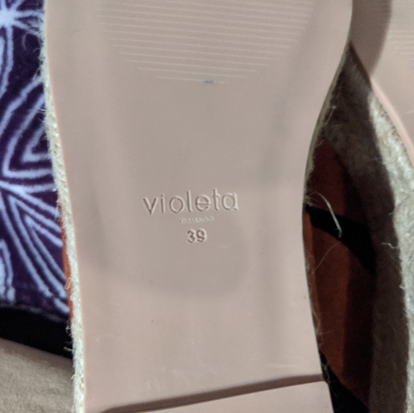 Platform Sandals - Picture 5 of 7